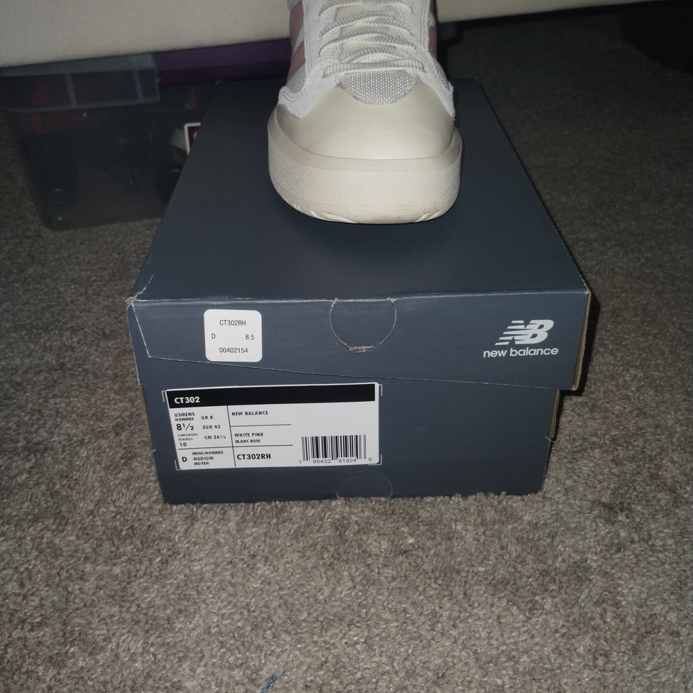 New Balance White and Pink Sneakers